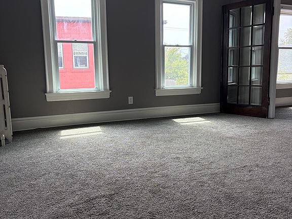 2nd image of 510 Oliver St APT 3