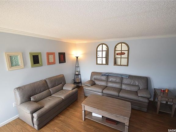 5th image of 207 McCallum Way Unit 33