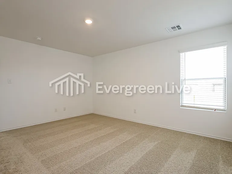 2308 Bleeker St — Photo 9