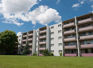 Parkwood Square, Winnipeg, MB R2L 2B5