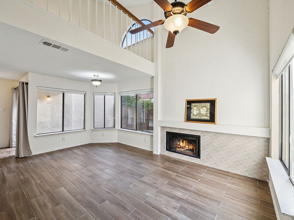 Living room with 2 story ceiling