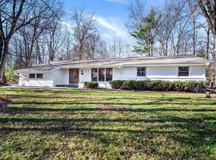 21670 Gaywood Dr, Brookfield, WI 53045