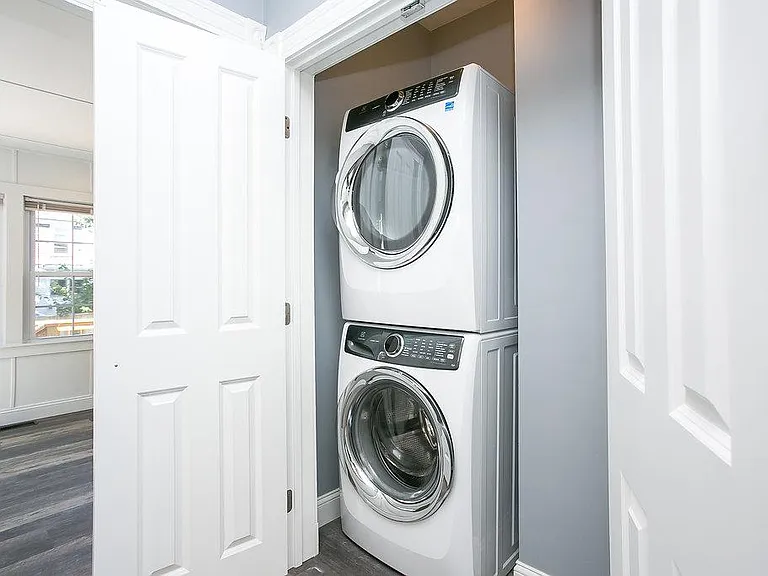 12 Lincoln St #1 — Photo 13