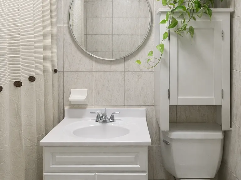 70-29 67th Pl #2B — Photo 7
