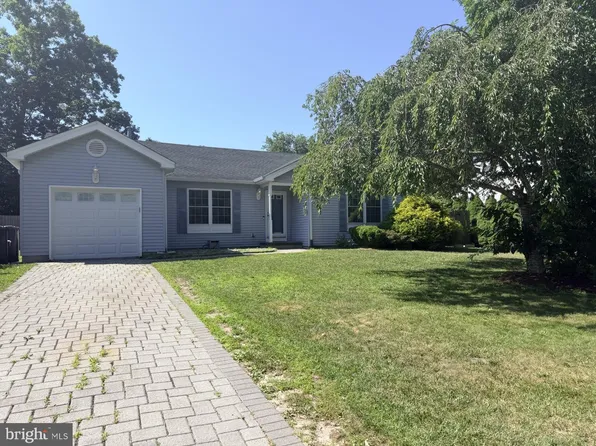 117 Inboard Ave, Manahawkin, NJ 08050