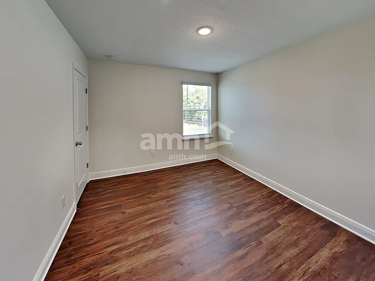 2812 Ponds Trl — Photo 18