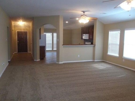 5th image of 9307 Lakeway View Ln