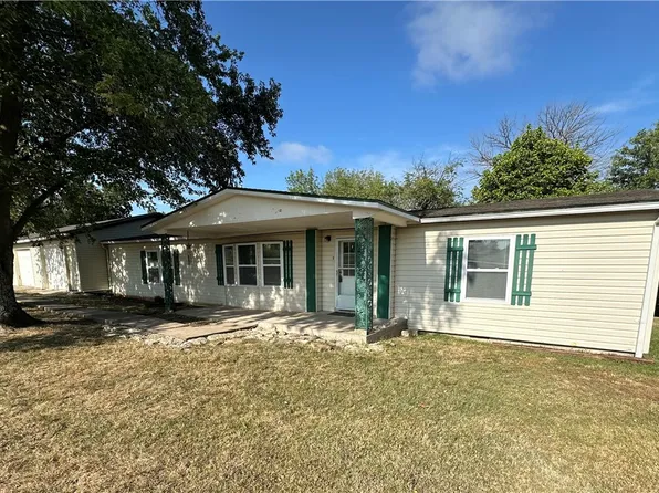 6184 Highway 221 N, Berryville, AR 72616
