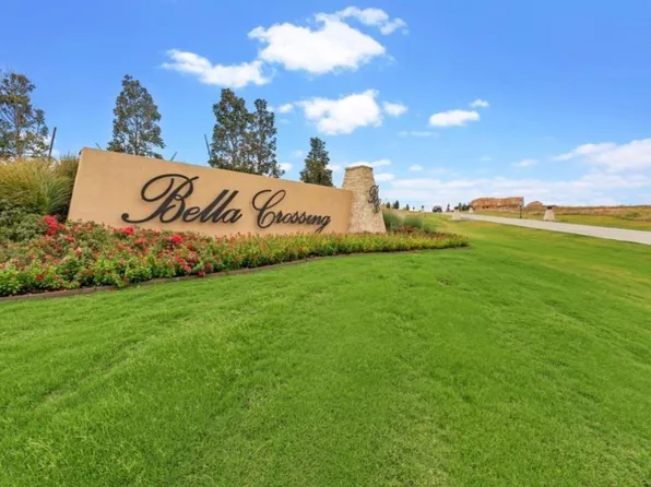 12524 Bella Crossing Dr, Fort Worth, TX 76126