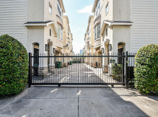 3322 Chenevert St, Houston, TX 77004