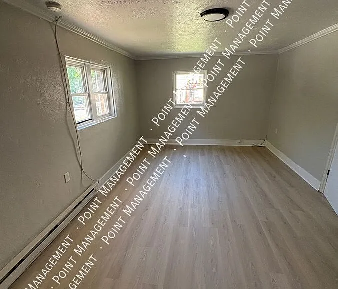 717 Orange Ave NW — Photo 2