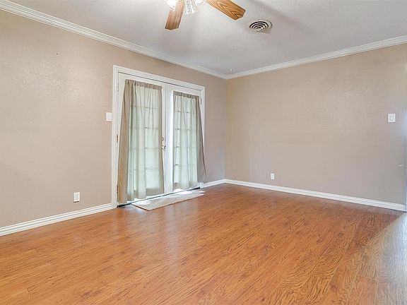 3rd image of 120 NW Wanda Way