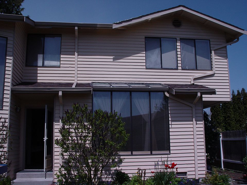 2nd image of 205 93rd St SE
