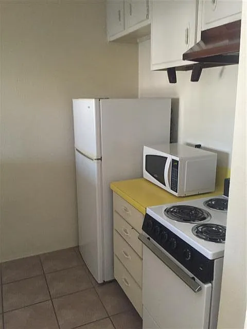 Building Photo - 630 Maiden Ln #H