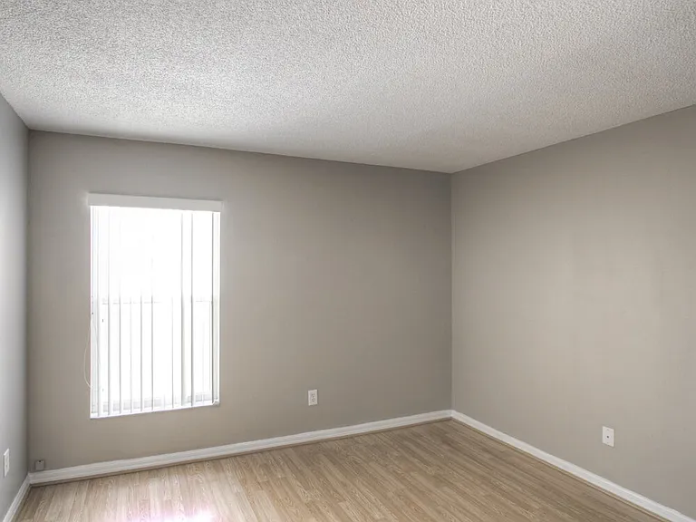 12916 Los Alamitos Court — Photo 9