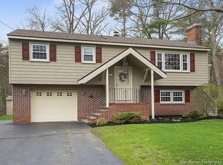 23 Ackerman St, Salem, NH 03079