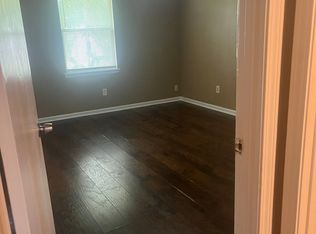 8869 Ivey Rd, Jacksonville, FL 32216