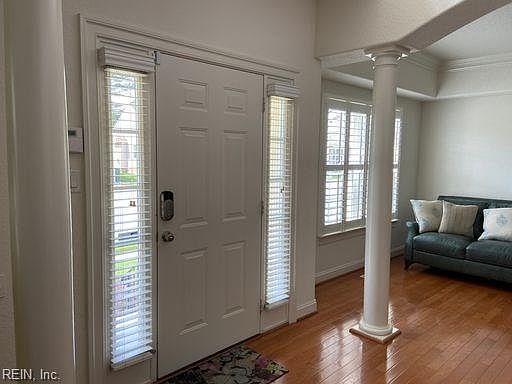 5th image of 6308 Orchard Cove Ct