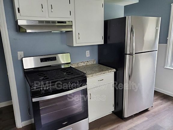3rd image of 1731 Ashbrook Dr