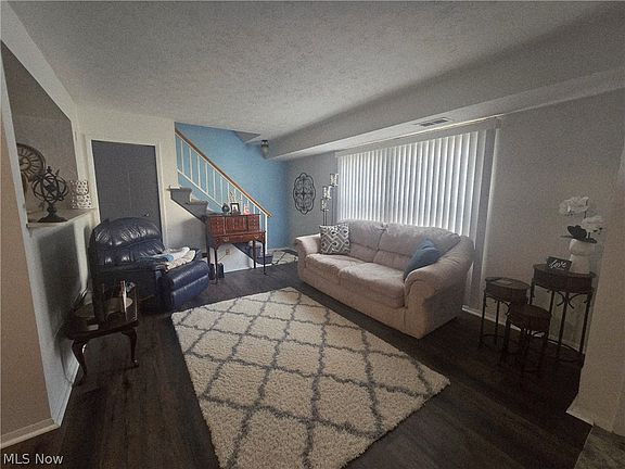 3rd image of 3023 Ivy Hill Cir Unit D