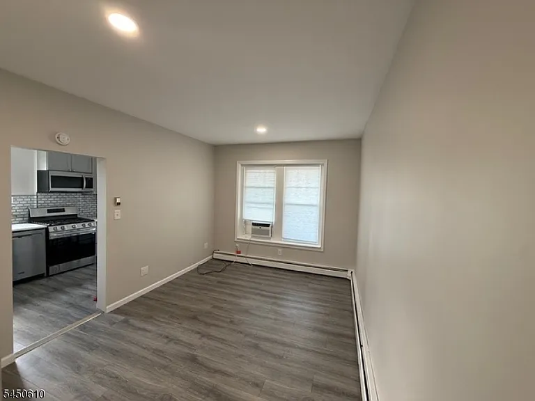 11 North Ave E #3 — Photo 10