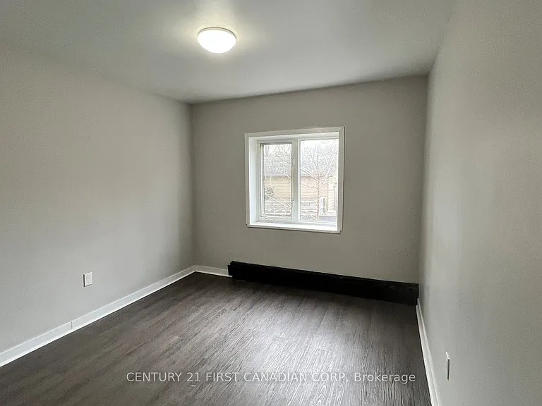 871 Adelaide St N #305 — Photo 5