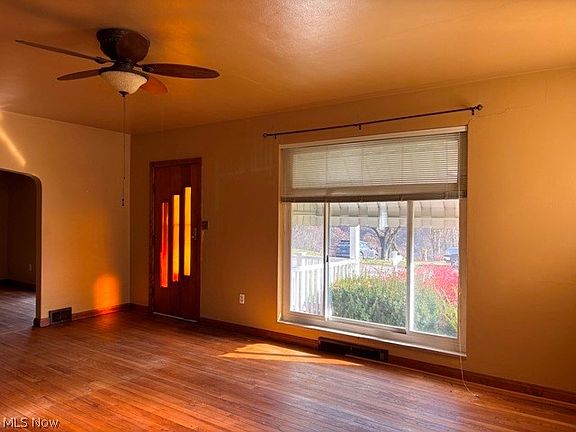 4th image of 125 Bird Way