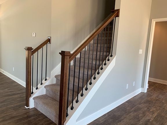 3rd image of 273 Brunswick Cir