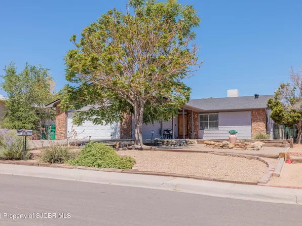124 E Twilight Dr, Farmington, NM 87401
