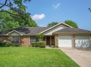 6910 Pembrough Ln, Katy, TX 77494