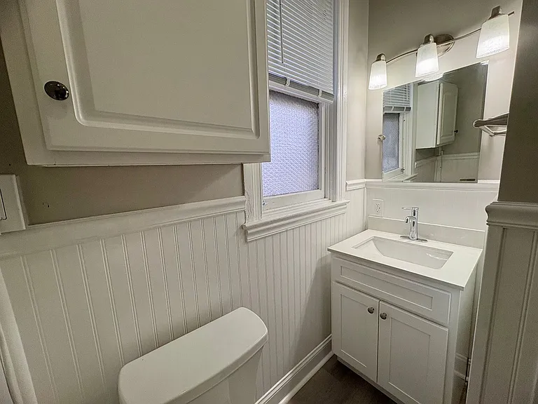 540 Dallas Street — Photo 13