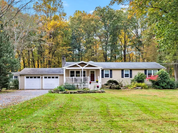 203 Wildflower Lane, Fairfield, CT 06824