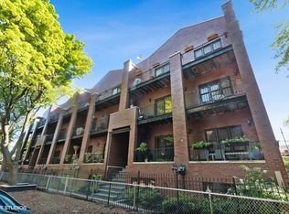 1218 W Carmen Ave APT 5, Chicago, IL 60640