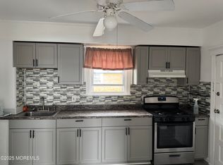23 Leick Ave #2, Carteret, NJ 07008