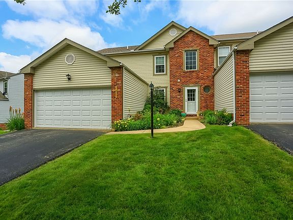 2nd image of 28 Sunset Ct