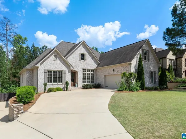 2009 Highland Village Bnd, Birmingham, AL 35242