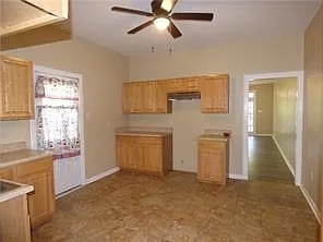 5109 Burgundy St — Photo 6