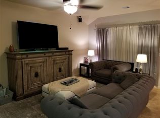 1009 Hamilton St, Alvin, TX 77511