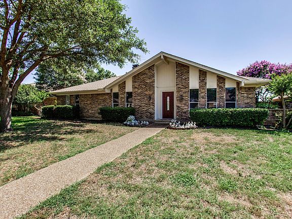 3rd image of 1008 E Berkeley Dr
