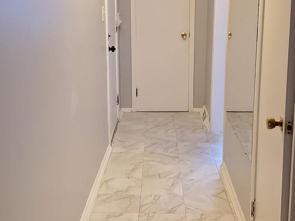 1st image of 2649 Losantiville Ave APT 3