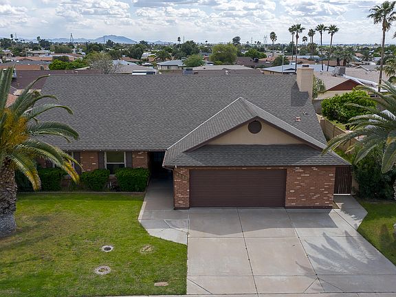 3rd image of 6131 E Encanto St