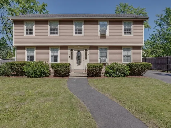 39-41 Stuart Ave, Dracut, MA 01826