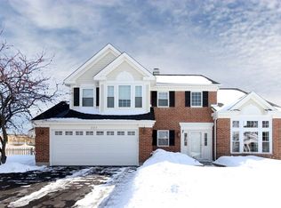 351 Wildberry Ln, Bartlett, IL 60103