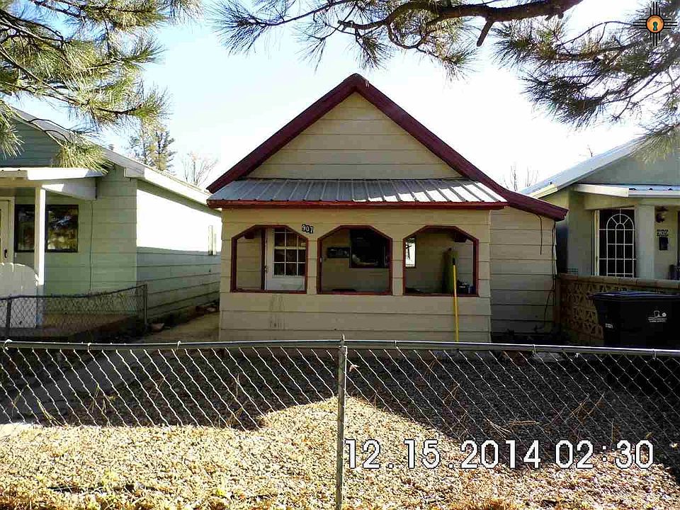1st image of 907 Tilden St