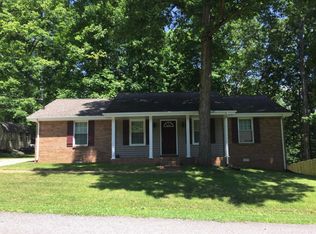 1007 Red Fox Ln, White House, TN 37188