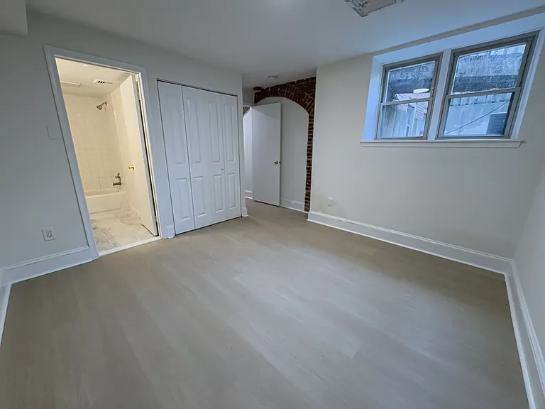 1703 Green St #1 — Photo 22