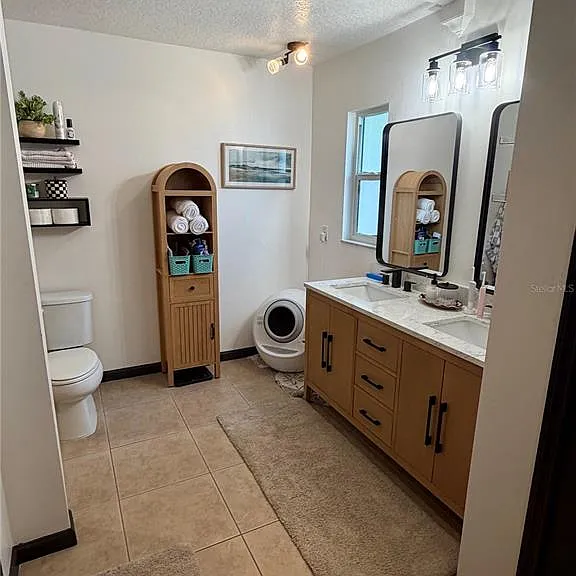 1105 Doris St — Photo 15