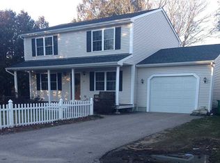 27 Paddy Hill Rd, South Kingstown, RI 02879