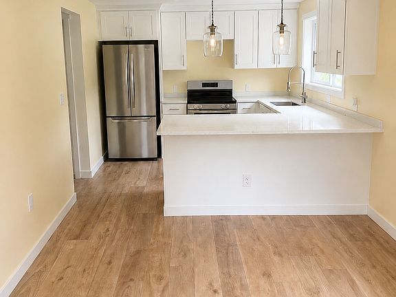 2nd image of 9411 S 200th St