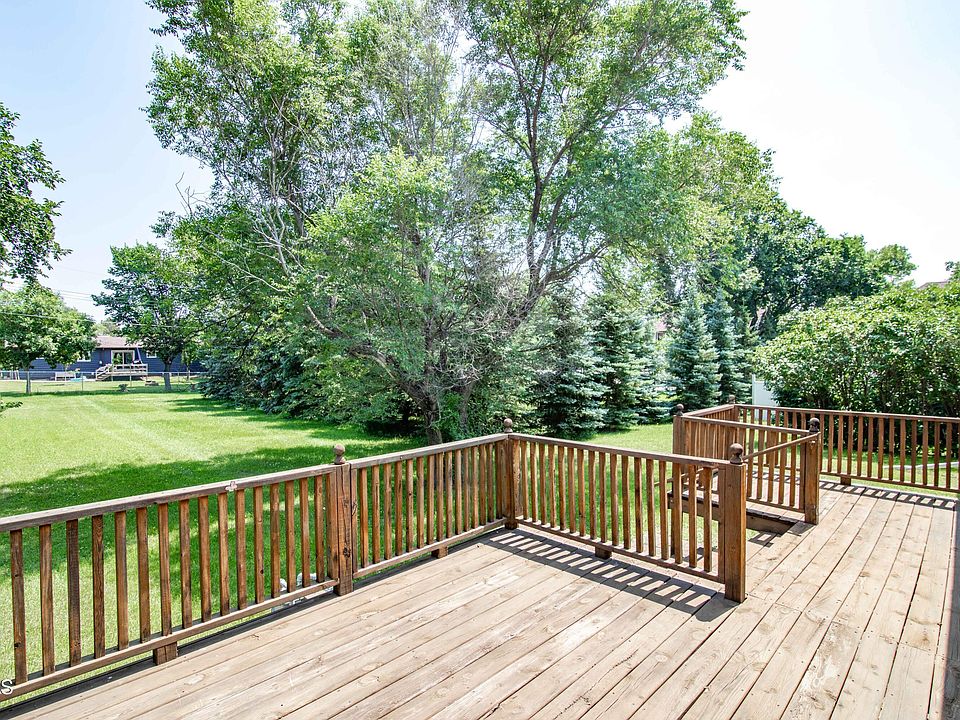 326 N Grove St, Hebron, ND 58638 Zillow